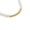 Afbeeldingen van Armband - Witte en gouden  kralen
