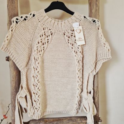 Afbeeldingen van Trui/ poncho met striksluiting en korte mouwen - beige 