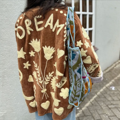 Afbeeldingen van Velvet Jacket DREAM brown creme
