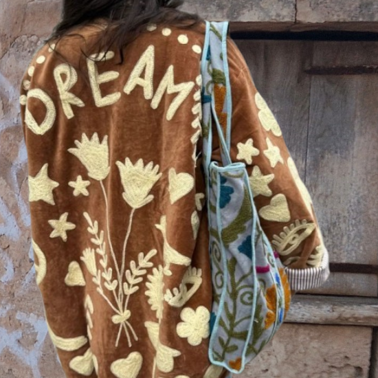 Afbeeldingen van Velvet Jacket DREAM brown creme