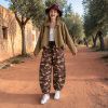 Afbeeldingen van Ballonbroek van suedine met camouflageprint bordeaux 
